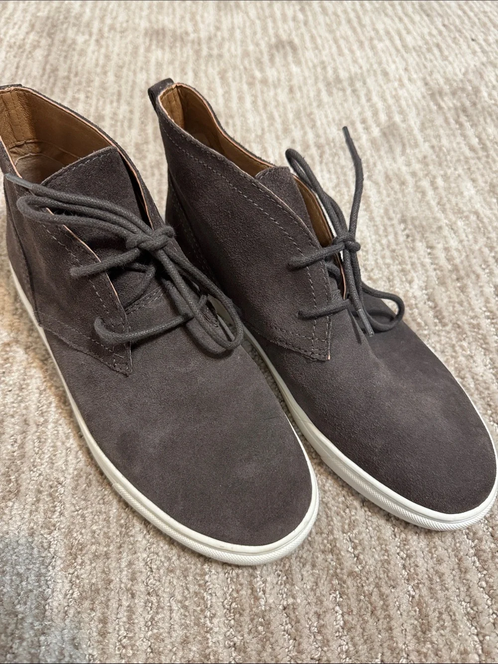 Lucky Brand Men’s Gray Suede Chukka Boots Lace Up Casual Shoes